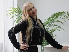 NancyTuun from ImLive