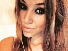 NeonstarKiss - blond female webcam at ImLive