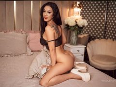 NicoleKait - female with black hair and  big tits webcam at LiveJasmin