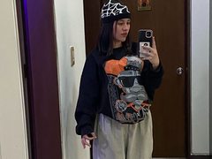 NicollePetit - female with black hair and  small tits webcam at ImLive