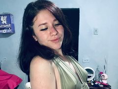 NicollePetit from ImLive