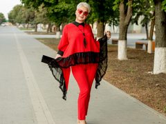 NikaClare - blond female webcam at xLoveCam