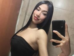 Nika_Gil - female webcam at ImLive