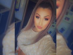 GoldDivineX from LiveJasmin