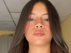 ninithsweett - female webcam at ImLive