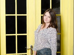 NONStopNONStopp - female with brown hair and  small tits webcam at ImLive