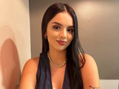 Nova_Clark - female with black hair webcam at ImLive