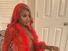 NymWaters - female with brown hair webcam at ImLive