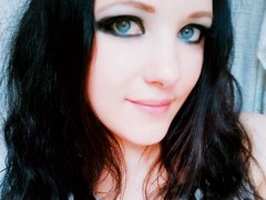 OLyaHott - female with brown hair and  small tits webcam at ImLive