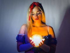 Olivia_Fox69 from ImLive