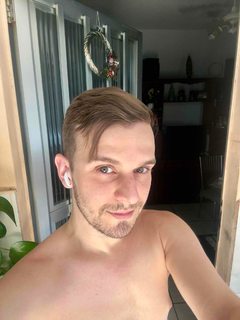 AdamLawford - male webcam at LiveJasmin