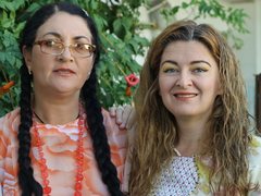 Ozzy_Helen - female with black hair webcam at ImLive