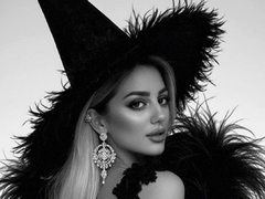 PalomaMaguire - blond female with  big tits webcam at LiveJasmin