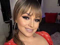 PatriciaEdwards - female with brown hair and  big tits webcam at LiveJasmin