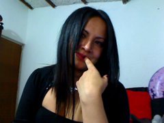 pamelasexy001 - female with black hair webcam at ImLive