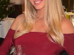 PixelPeach111 - female webcam at ImLive