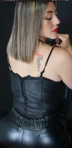 angellyBDSM - female with brown hair and  big tits webcam at ImLive