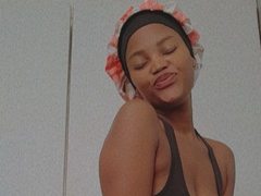 PrettyNyash from ImLive