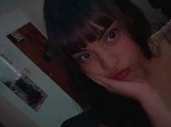 PrincessRose - female with black hair webcam at ImLive