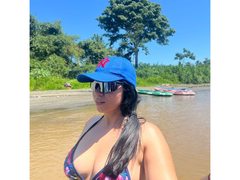 QueenSofia - female with black hair webcam at ImLive