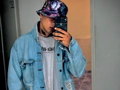 RandyCruzz - male webcam at xLoveCam