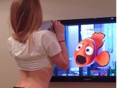 Rennesssa - blond female with  small tits webcam at ImLive