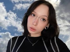 ReySoruy - female with black hair webcam at LiveJasmin