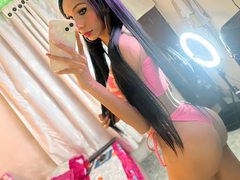 RileyHotBig from ImLive