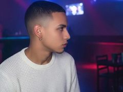 Roiberbecker19 from ImLive