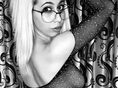 DiamondHottieX - blond female webcam at xLoveCam