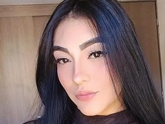 RoxxySweett - female webcam at ImLive