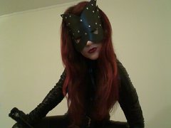 Royal_Domina - female with red hair webcam at ImLive