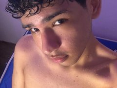 Santifoxx - male webcam at ImLive