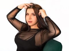 Sara_Hill - female with brown hair and  big tits webcam at ImLive