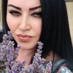SarahCopper - female with black hair and  big tits webcam at LiveJasmin