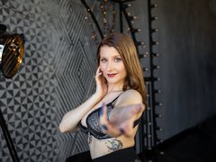 SarahStanley - blond female with  small tits webcam at ImLive