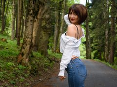SarraJoyy - female with brown hair webcam at LiveJasmin