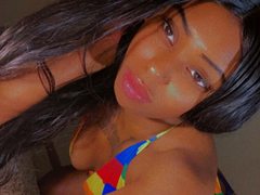 ScarlettLuv - female with black hair webcam at ImLive