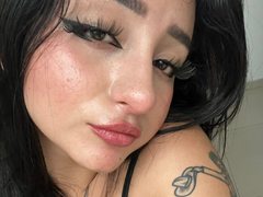 ScarlettWalker - female webcam at ImLive