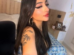 ScarlettWalker_ from ImLive