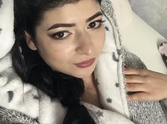 SecretWendy - female with brown hair and  small tits webcam at ImLive