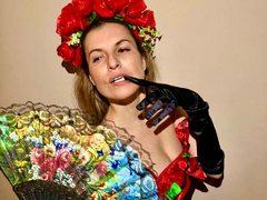 SelenaSwane - female with brown hair webcam at LiveJasmin