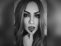 SerafimaArt - blond female with  small tits webcam at xLoveCam