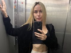 SexySecretGirl from ImLive