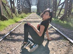 sexyhady4u from ImLive