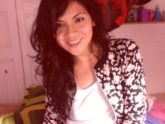 sexyhady4u - female with black hair and  big tits webcam at ImLive