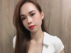 sheababyyyFifty - female with black hair webcam at ImLive