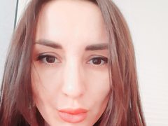 Siaconna - female with black hair and  big tits webcam at ImLive