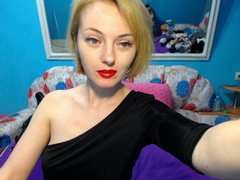 SimonaPretty - blond female webcam at ImLive
