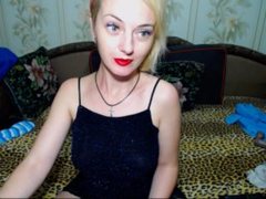 SimonaPretty - blond female webcam at ImLive